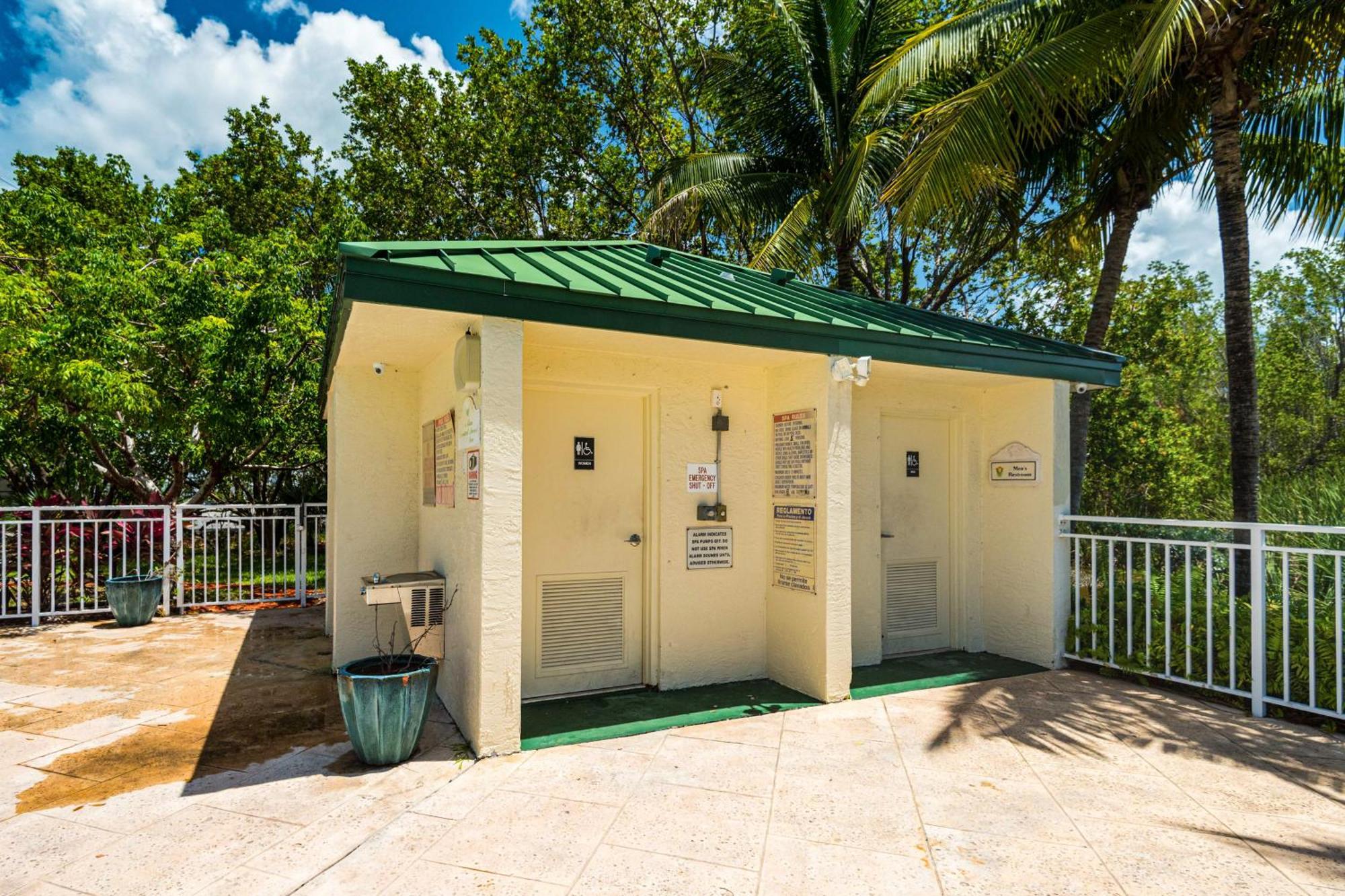 Sunrise Suites Cayo Coco Suite #208 Key West Værelse billede